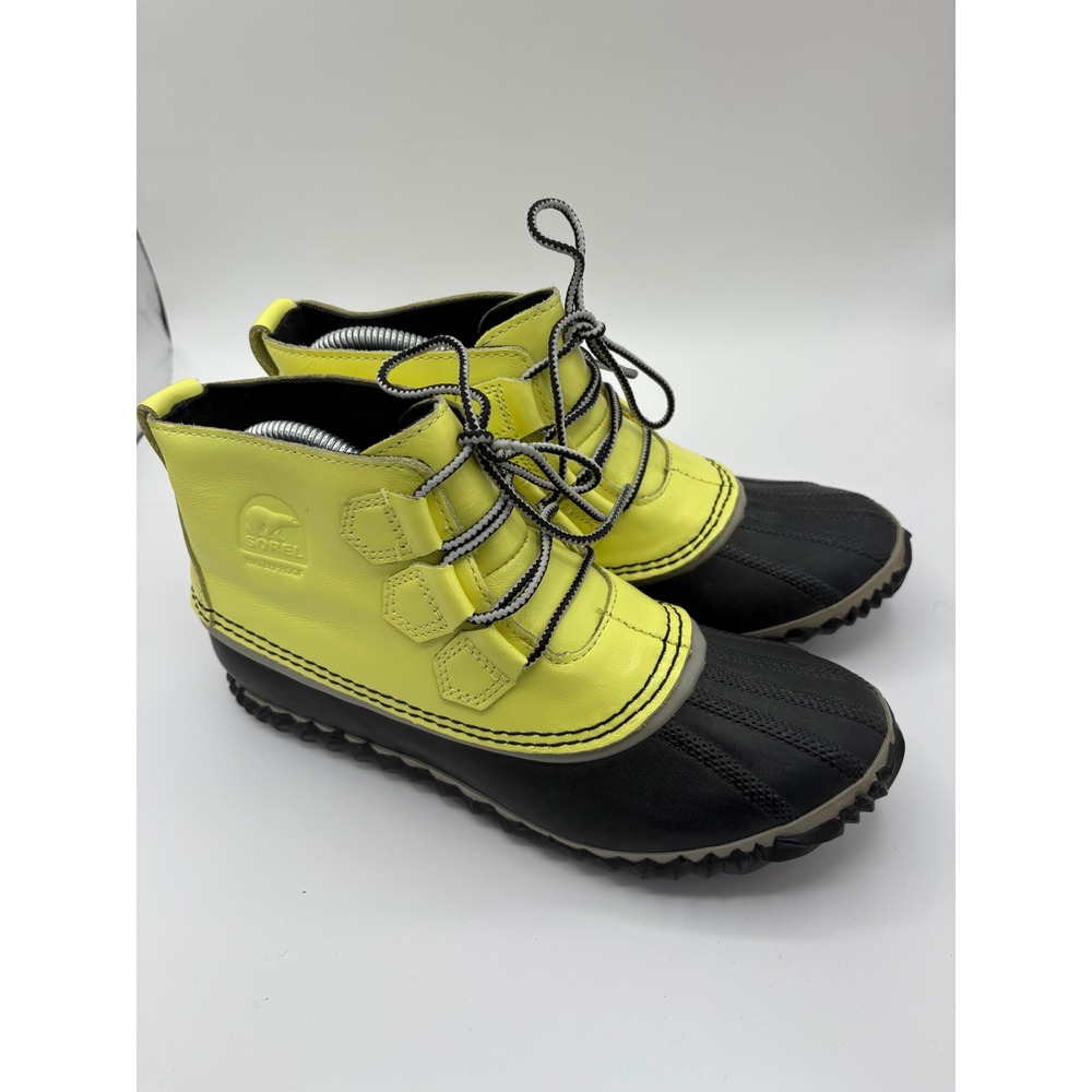 Sorel Yellow and Black Waterproof Winter Boots - Picture 7 of 9